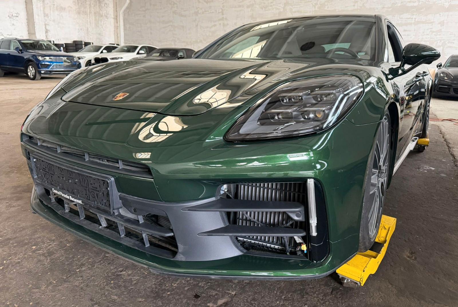 Porsche Panamera 4 E-Hybrid