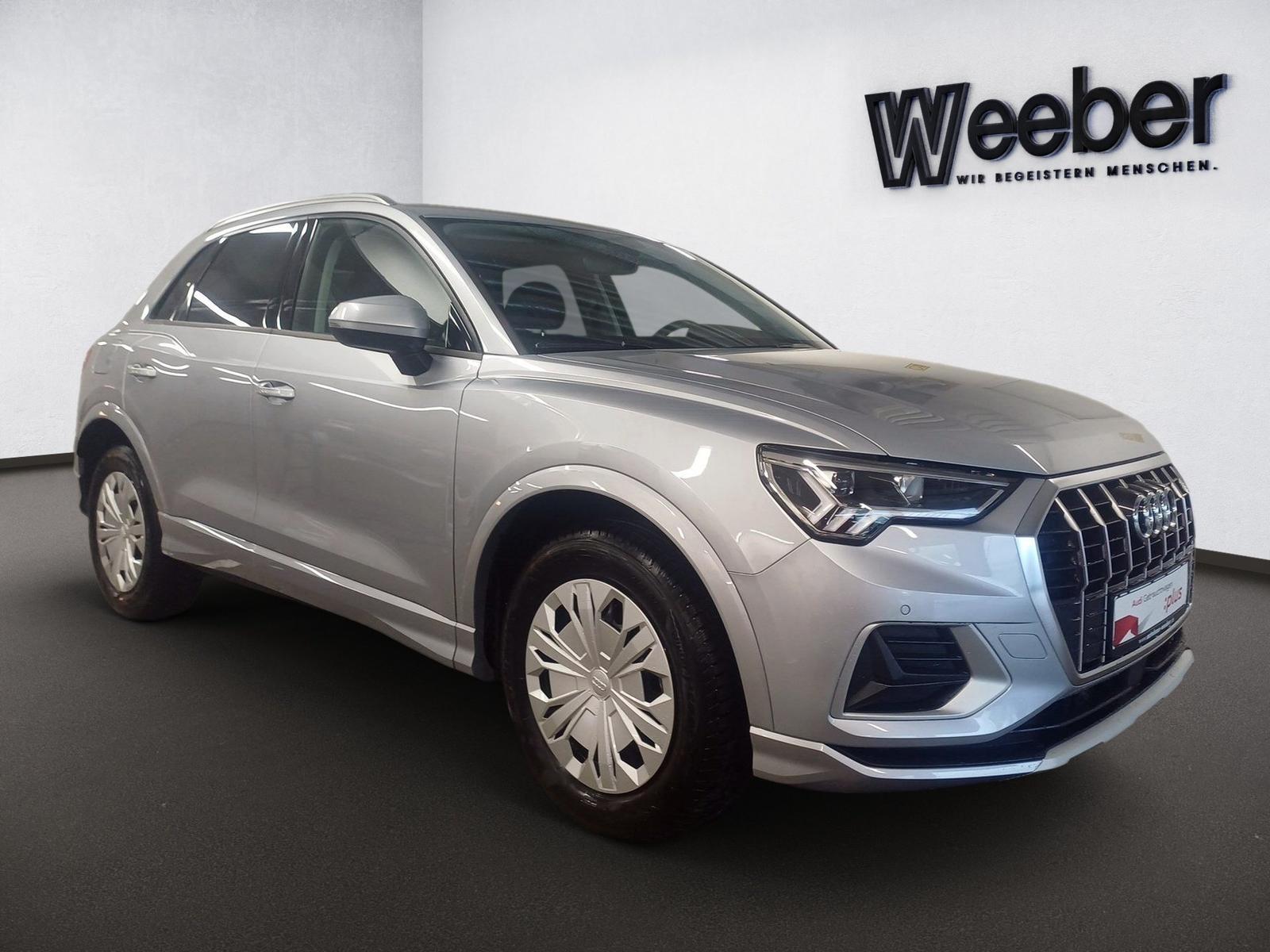 Audi Q3 *AHK*PDC*LED*SHZ*NAVI*20 LM*5J GAR* AHK LM