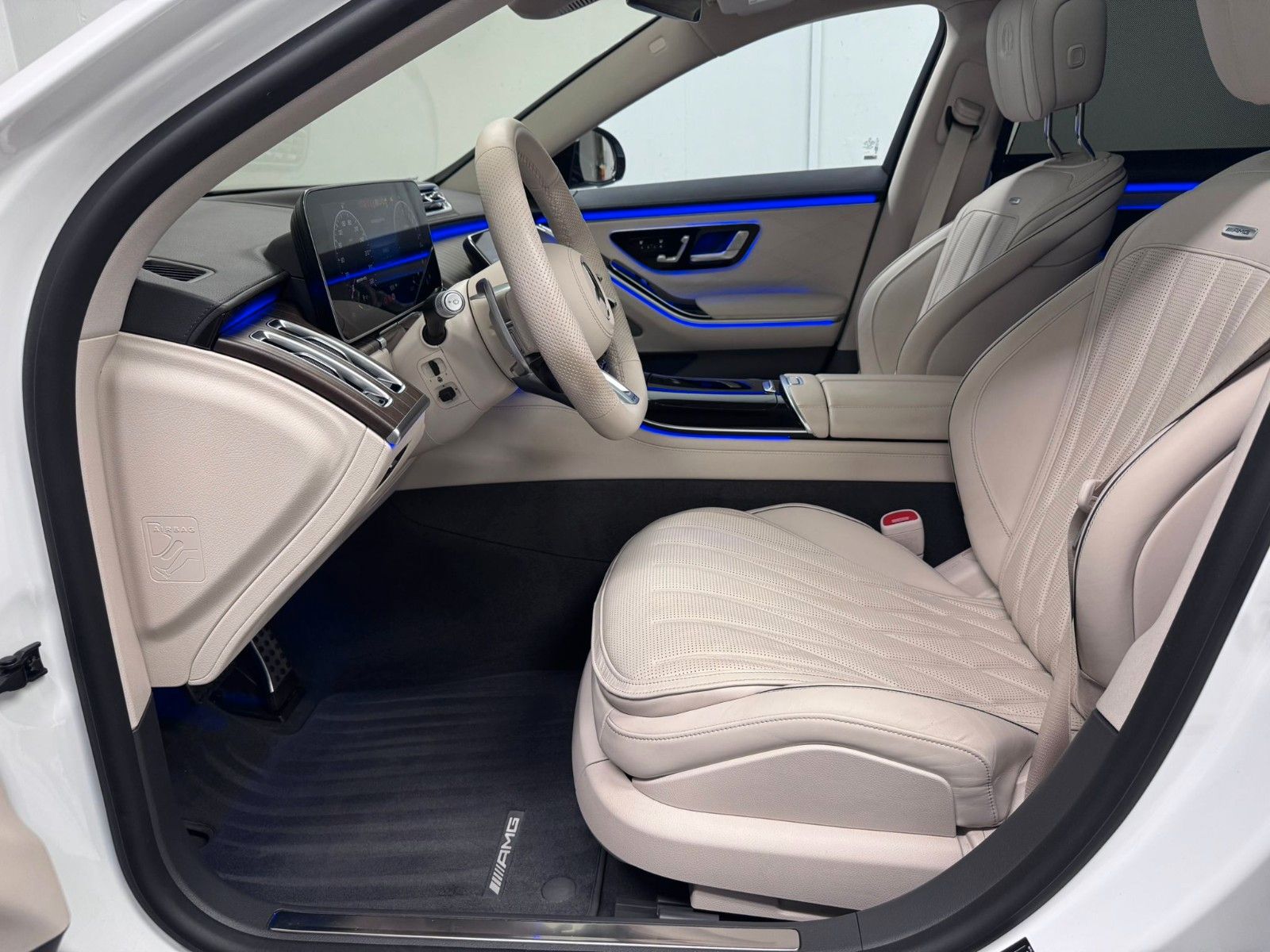 Fahrzeugabbildung Mercedes-Benz S 63 E Performance L *PANORAMA*MANUFAKTUR*