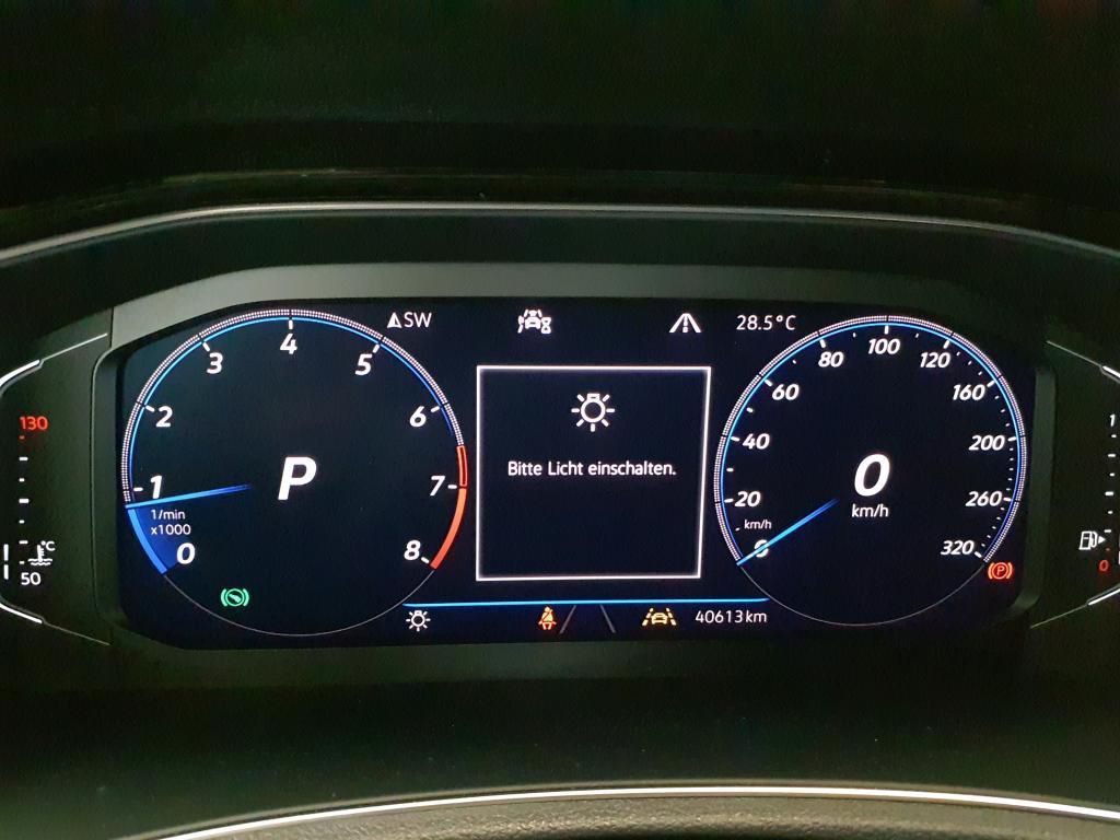 Volkswagen T-Roc R 4M 2.0 TSI 221kW DSG RFK*PDC*NAV*Tempo