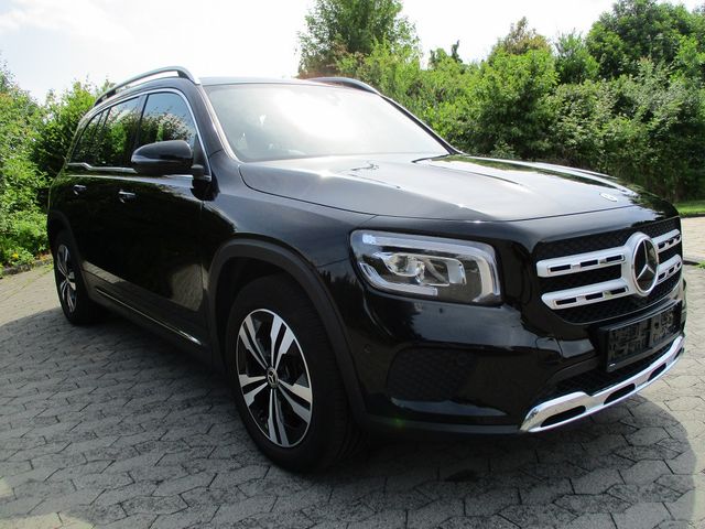 Mercedes-Benz GLB 200 d+Vollleder+Panorama-Schiebedach+LED