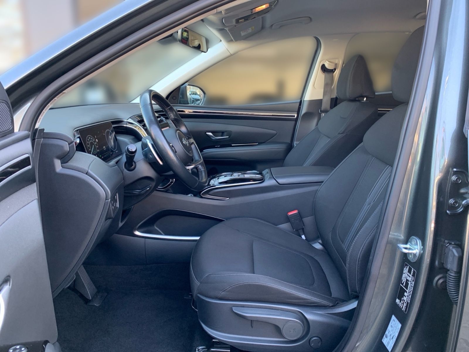 Fahrzeugabbildung Hyundai TUCSON 1.6 T-GDI Trend Hybrid AHK Krell el.HK As