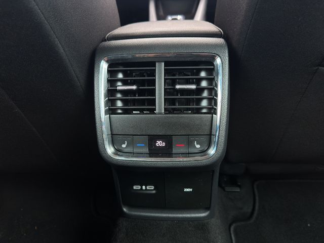 Octavia Combi 2.0 TDI DPF Style DSG ACC HUD LED