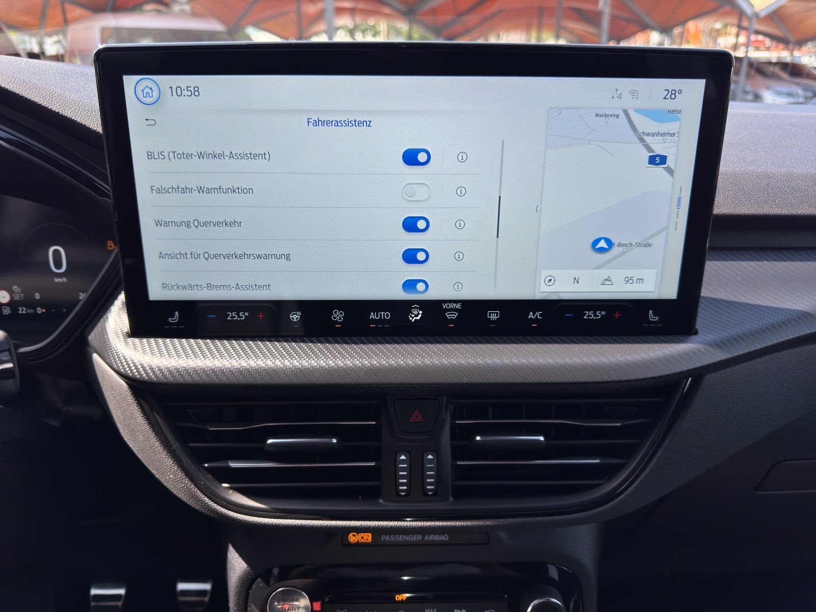 Fahrzeugabbildung Ford Kuga 1.5 ST-Line X ACC/AHK/KAMERA/LED/NAVI/SHZ/