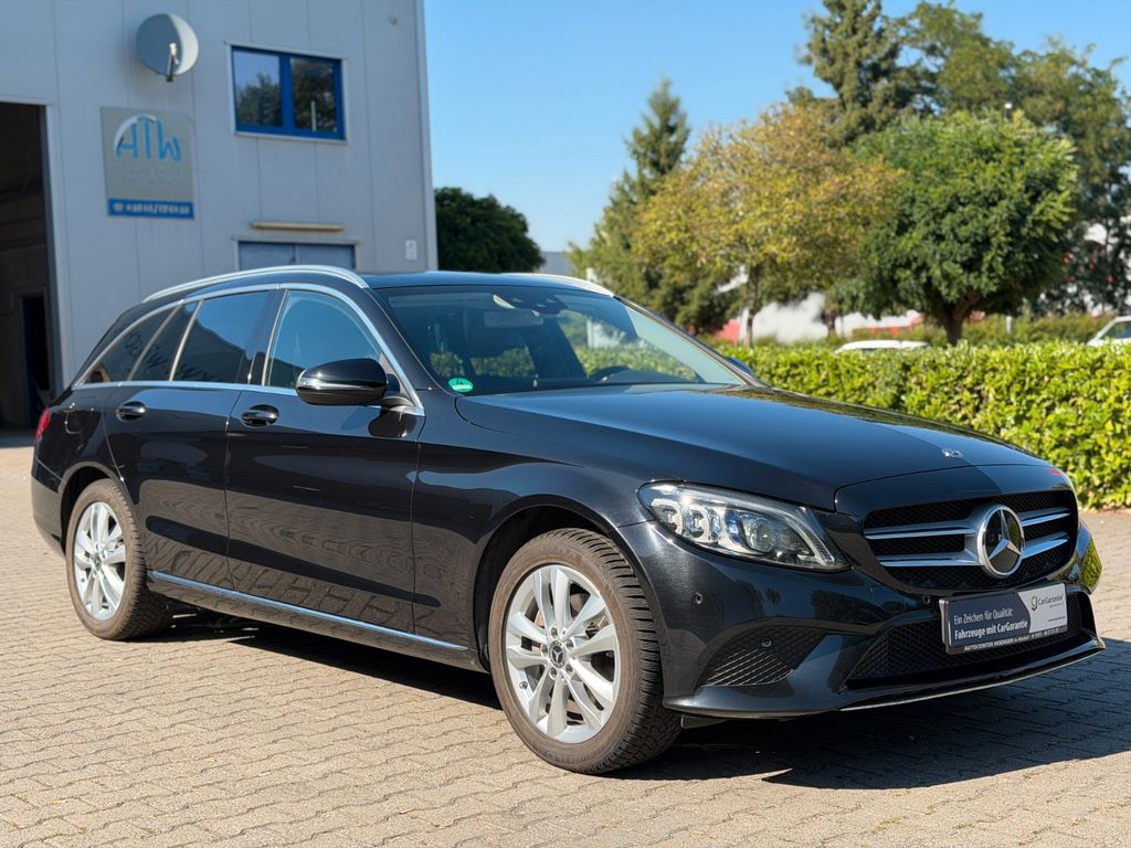 Image of Mercedes-Benz C 200