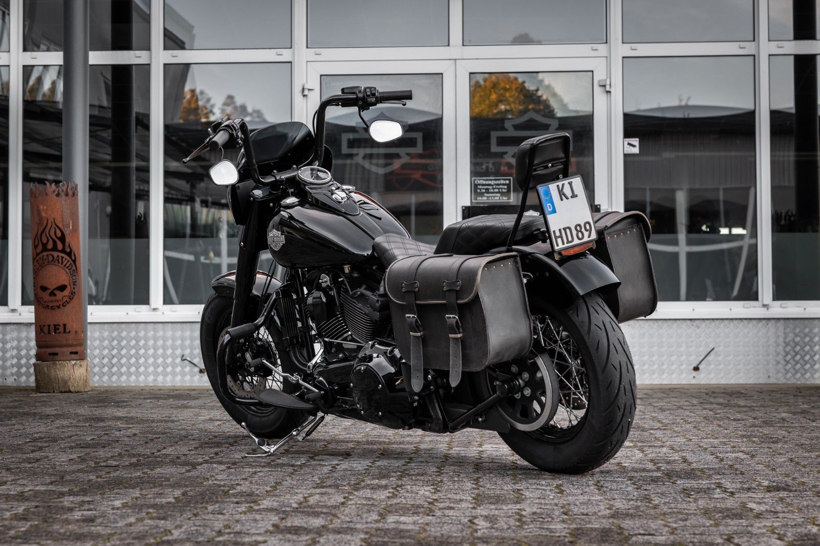 Fahrzeugabbildung Harley-Davidson FLSS SOFTAIL SLIM S 110 cui - Kesstech - Ape