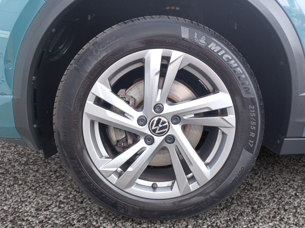 Fahrzeugabbildung Volkswagen T-Roc Cabriolet 1.5 TSI DSG R-Line Navi, DCC, Ka