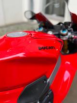 Ducati Panigale V4S - sofort verfügbar - 2,99% - DUCATI SPORTLER