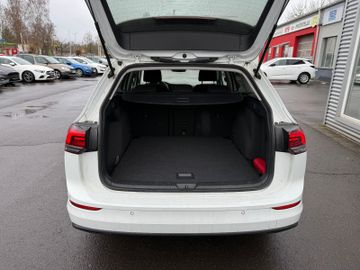 Volkswagen Golf VIII Var. Life+LED+Virt.Cock.+SHZ+L-Hzg+