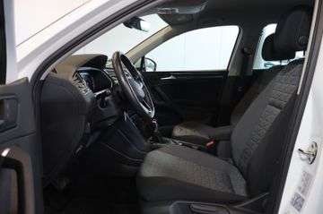 Volkswagen Tiguan Life 1.4 eHybrid AID+CARPLAY+ACC+LED+18"