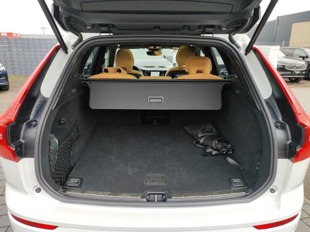 VOLVO XC 60 (Bild 11 von Array)