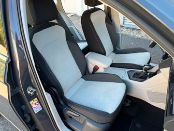 Volkswagen Tiguan - 12