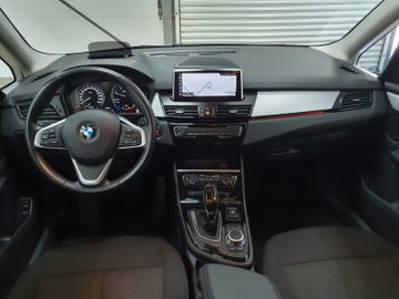 BMW 218 - 10