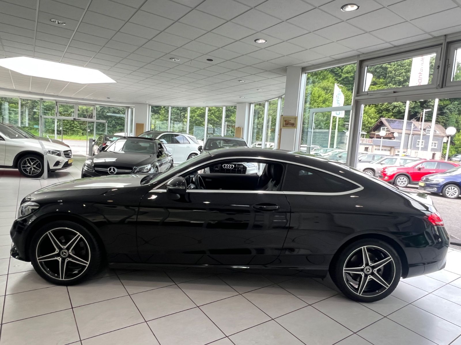Fahrzeugabbildung Mercedes-Benz C 220 d Coupe * AMG FELGEN *