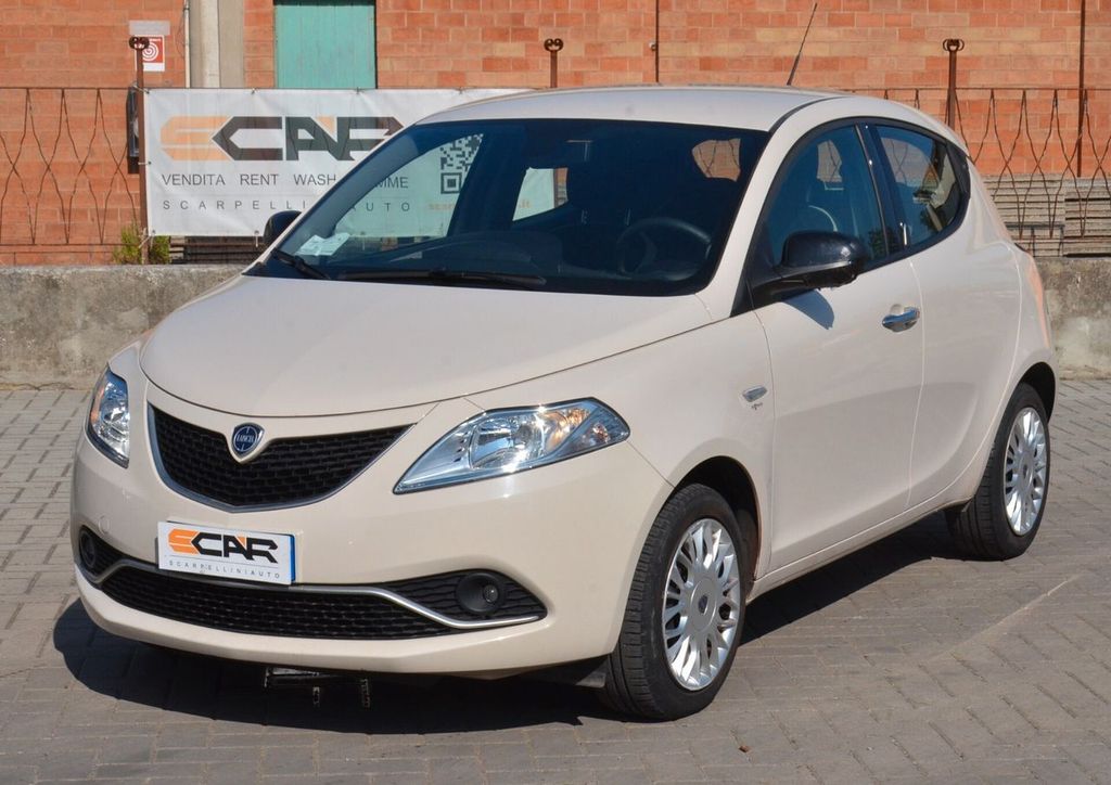 Image of Lancia Ypsilon