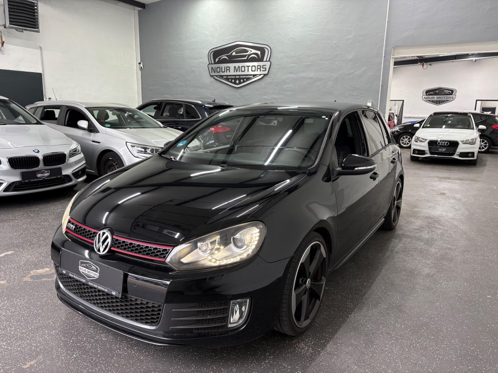 Volkswagen Golf VI **GTI** / Bi-Xenon/Navi/LED/Tempomat