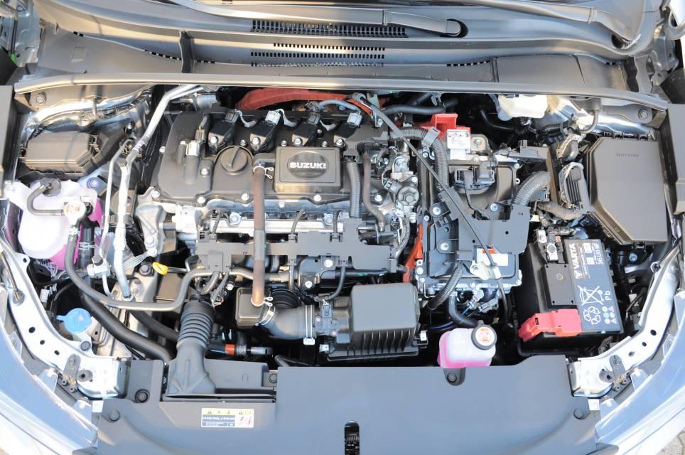 Suzuki Swace Comfort+ CVT Hybrid - Navi