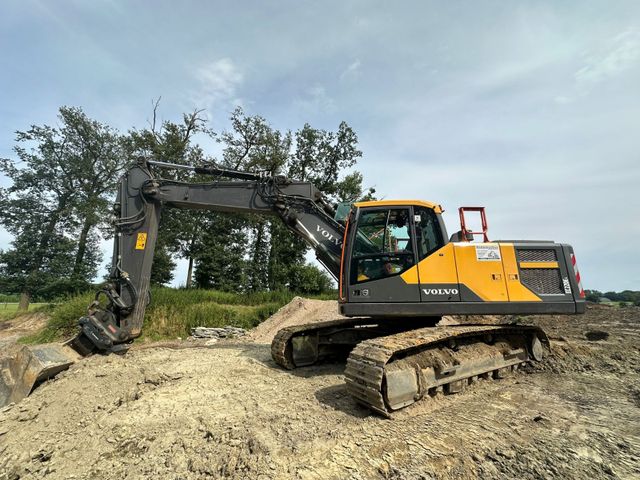 Volvo EC 220 OilQuick OQ 70/55 Oil Quick 70/55