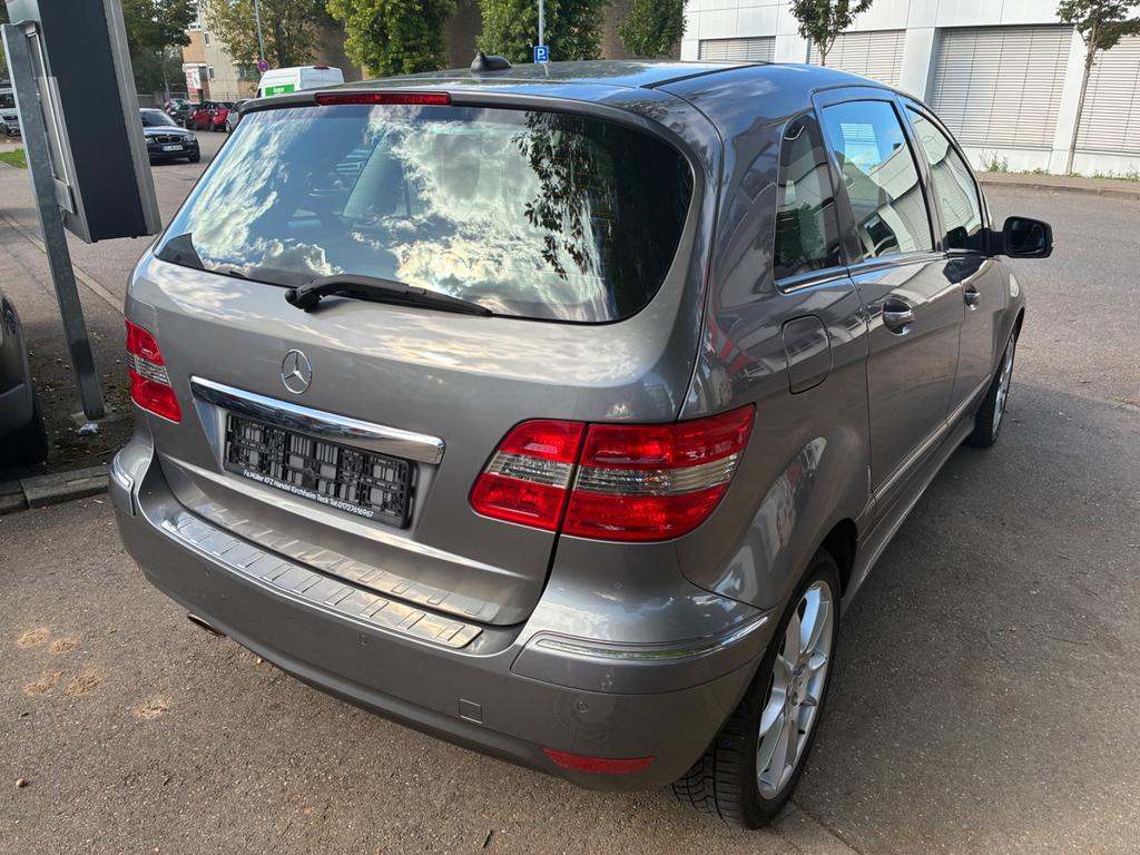 Mercedes-Benz B 170