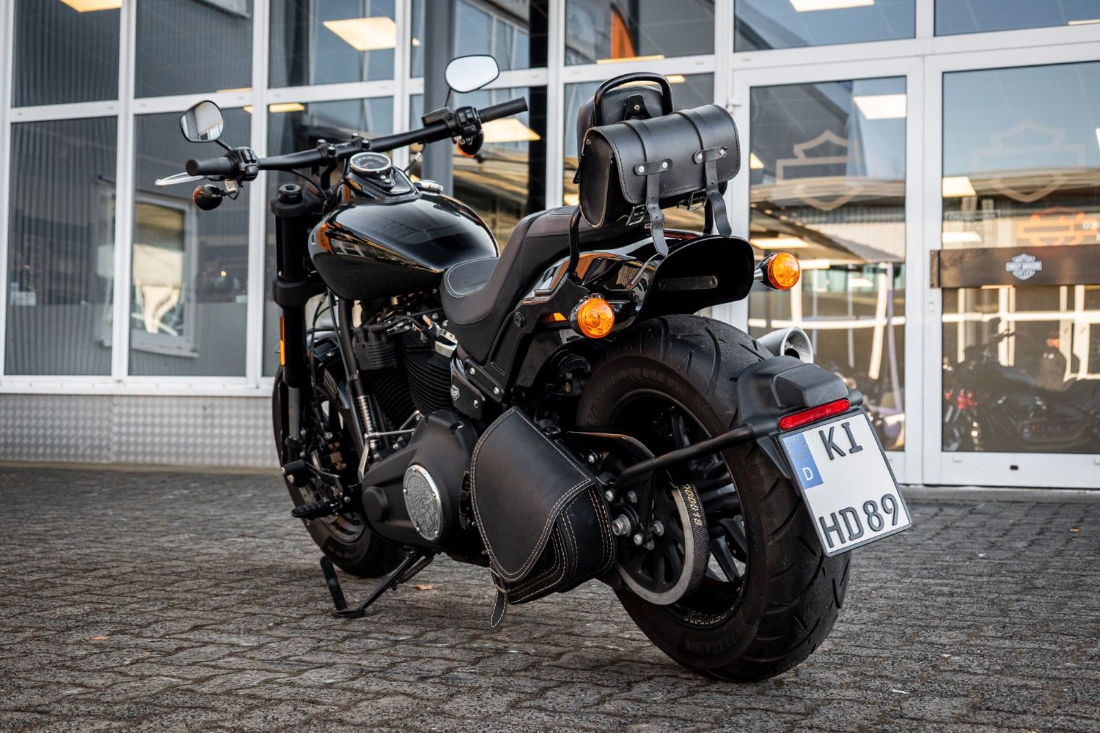 Fahrzeugabbildung Harley-Davidson FXFBS FAT BOB 114 CUI SOFTAIL