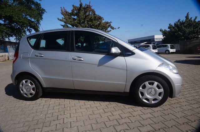 Mercedes-Benz A 160*2.Hd*Eur-5*NAVI*VOLL-SCHECKHEFT Bei D.BENZ