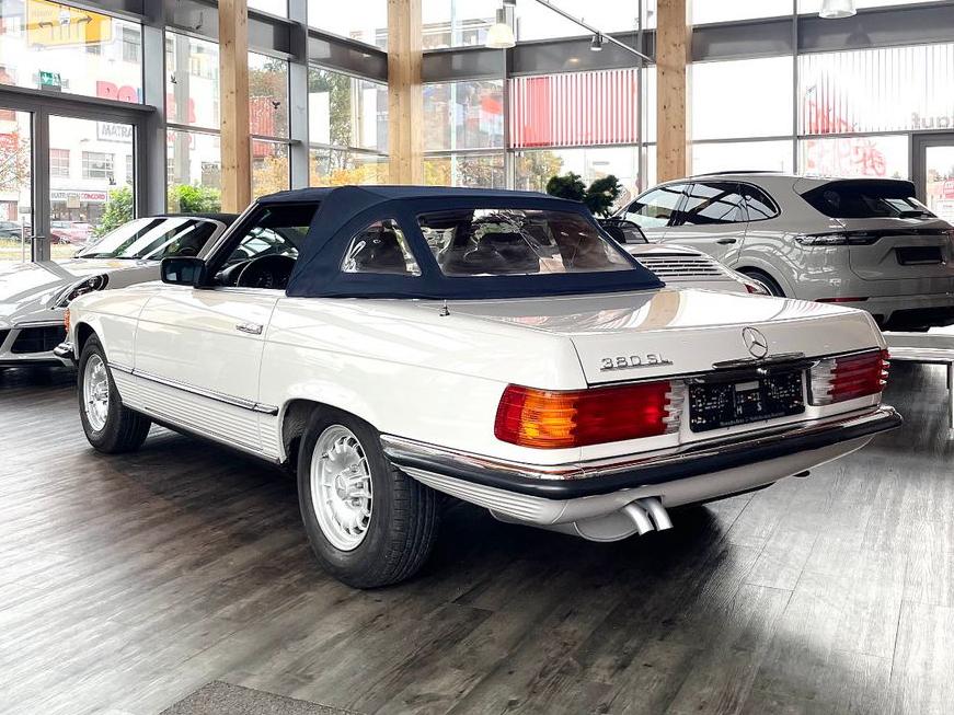 Mercedes-Benz SL 380