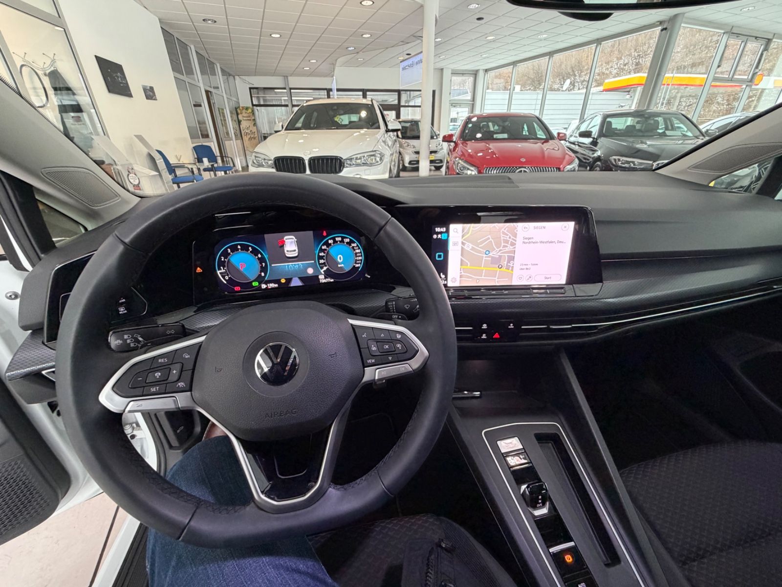 Fahrzeugabbildung Volkswagen Golf VIII Lim. United eTSI