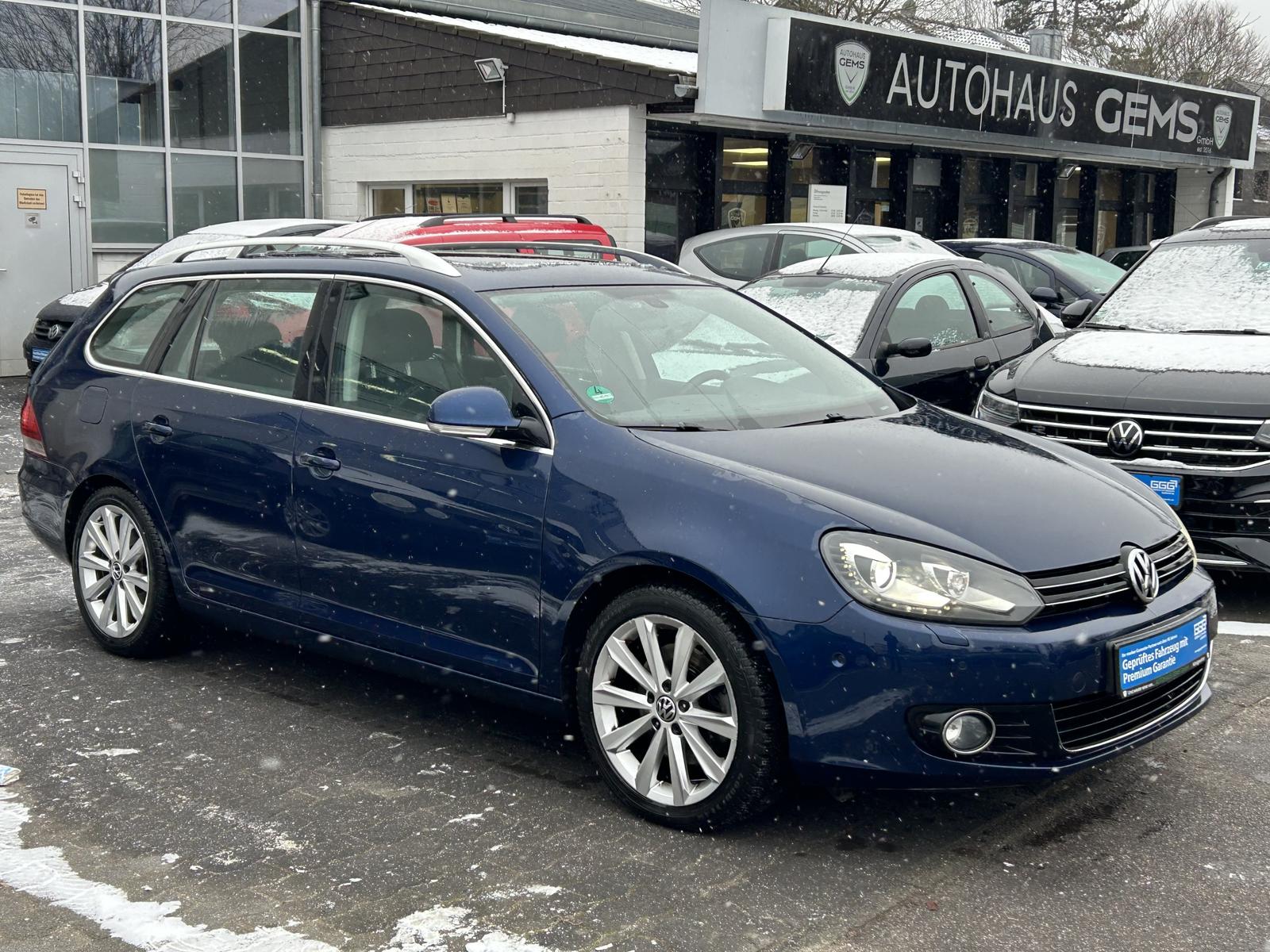 Volkswagen Golf Exclusive Leder Pano BI-Xenon Winter-Paket 