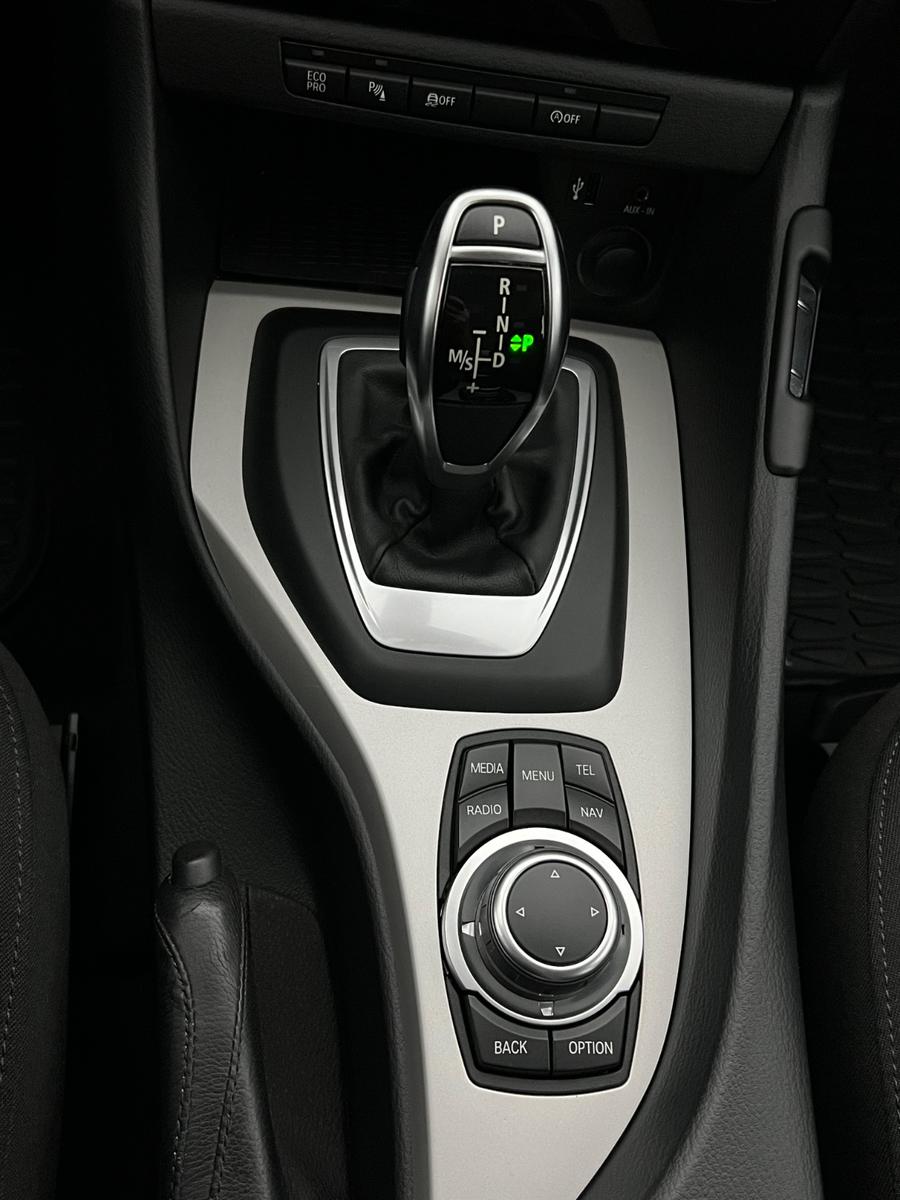 BMW X1 sDrive 20i / 1.HD / NUR 58.tKM / XENON / NAVI