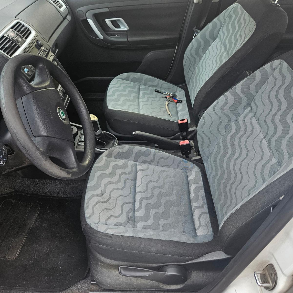 Skoda Fabia 2008 — photo 5