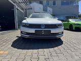 Volkswagen Passat Variant 2.0 TDI Comfortline Navi LED ACC  - VW Passat Variant Gebrauchtwagen in Stuttgart
