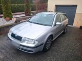Skoda Octavia 1.9L Bj 2004 TÜV NEU 8 Fach ... - Skoda Octavia aus 2004 mit Diesel-Antrieb