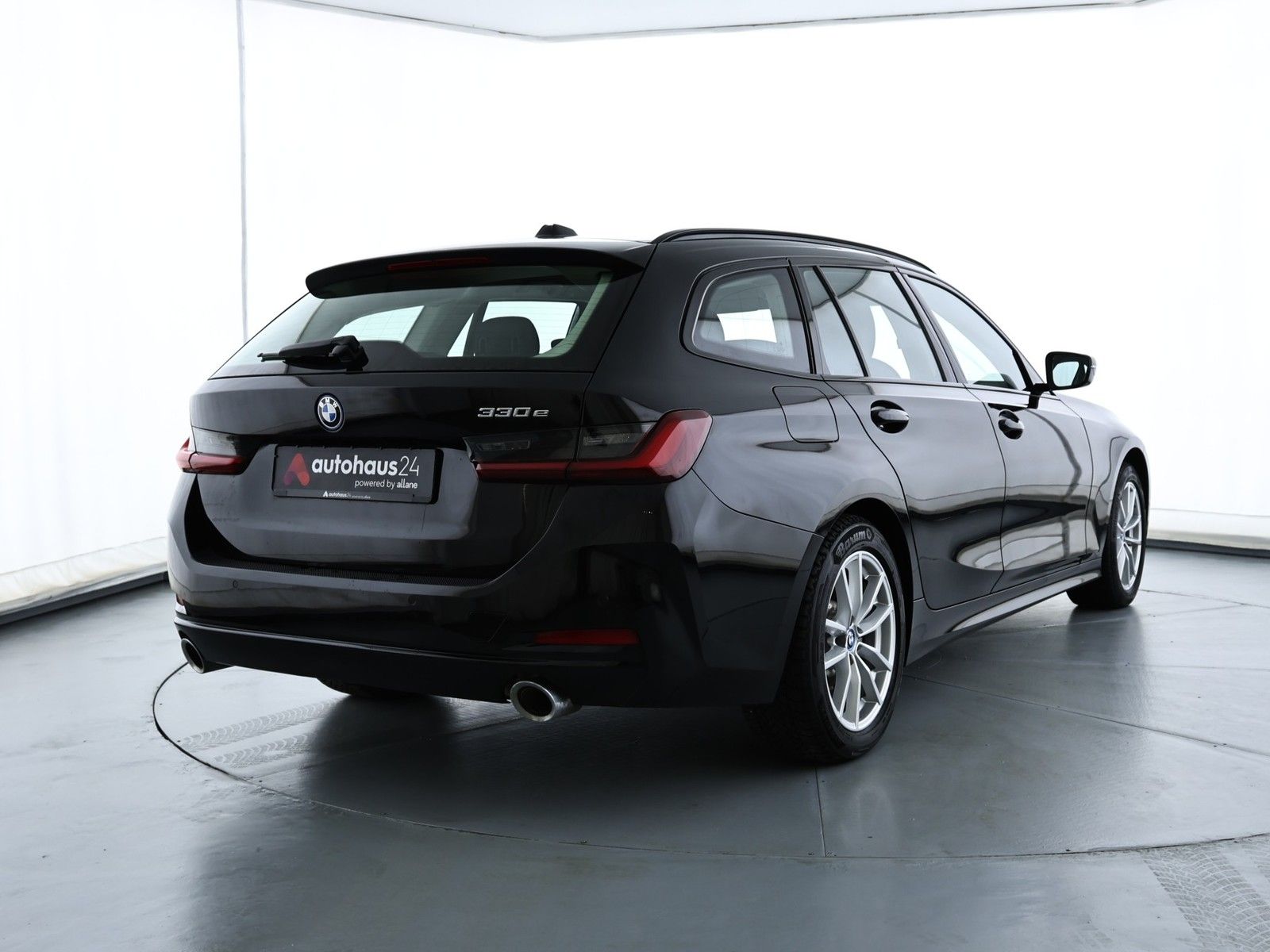 BMW 330e   LED|Navi|CarPlay|Sitzhzg foto 5