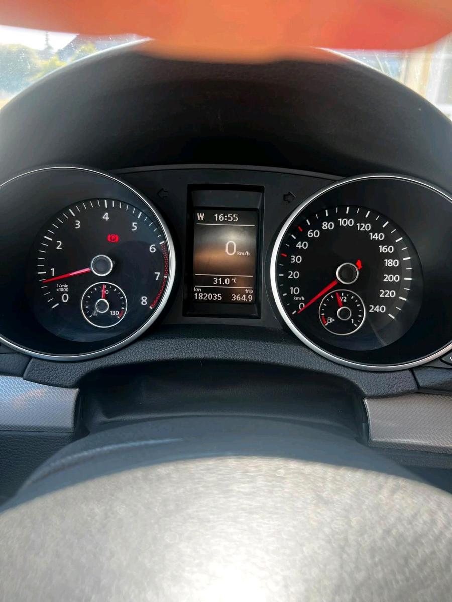 Volkswagen Golf 2013 — engine 105 HP (77kW)