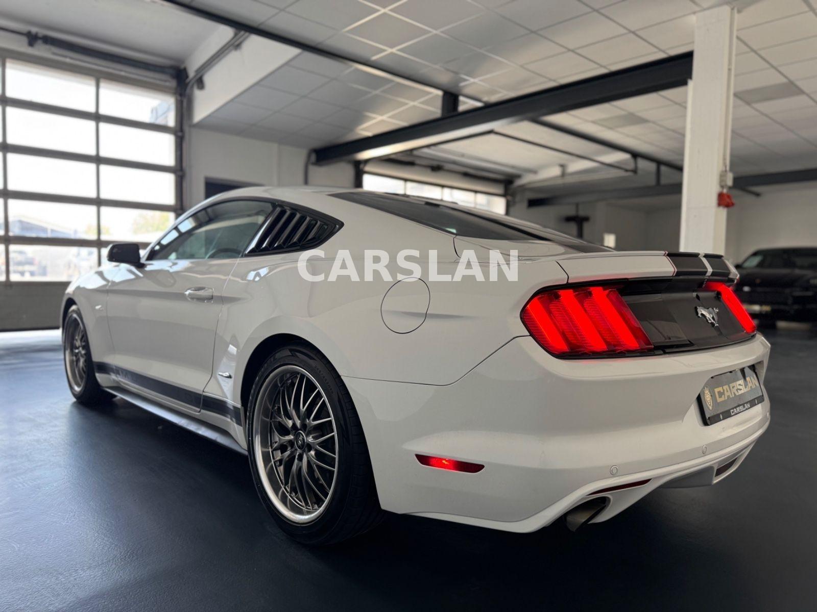 Ford Mustang 3.7 V6 NAVI+LED+ALCNTR+R.KAM+SHZ+KEYLESS