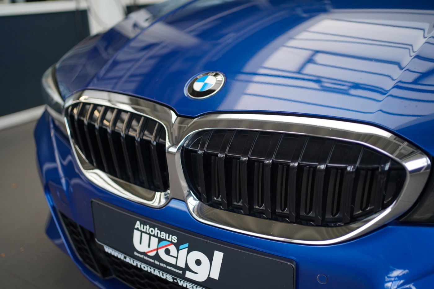 Fahrzeugabbildung BMW 320d xDrive M-Sport +LiCoPro+Parking Assistant+