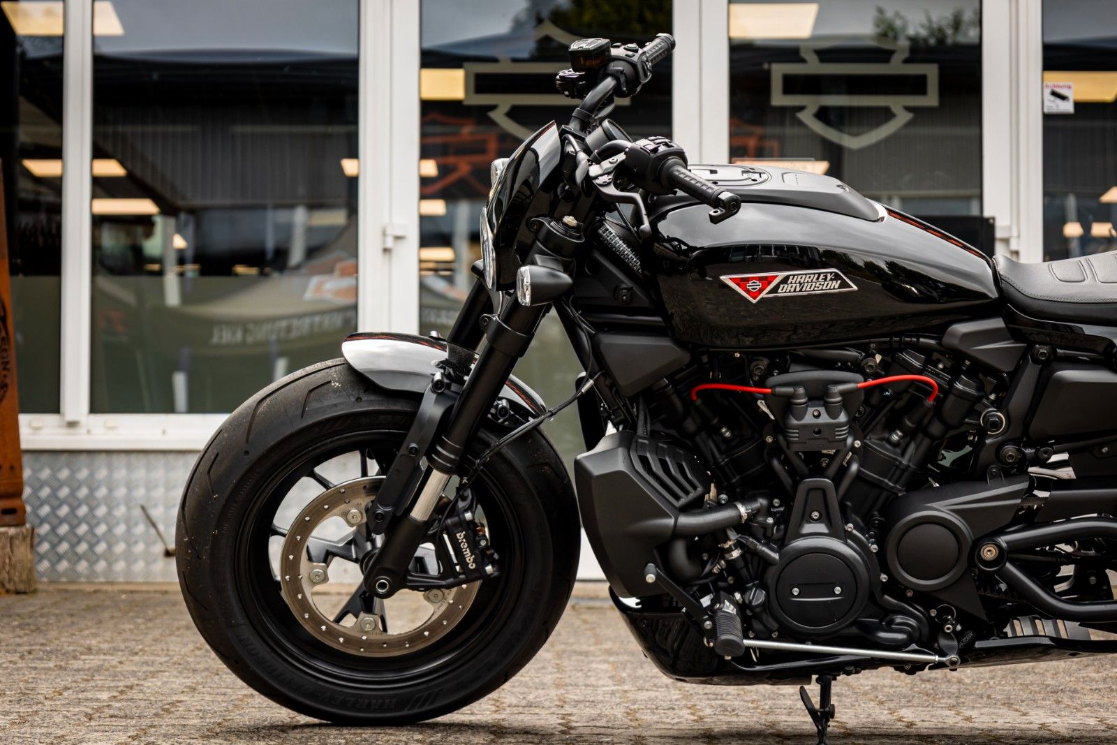 Fahrzeugabbildung Harley-Davidson SPORTSTER S RH1250S - JEKILL&HYDE -