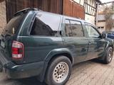 Nissan Pathfinder 3.5 V6 Auto - - Nissan Pathfinder: V6