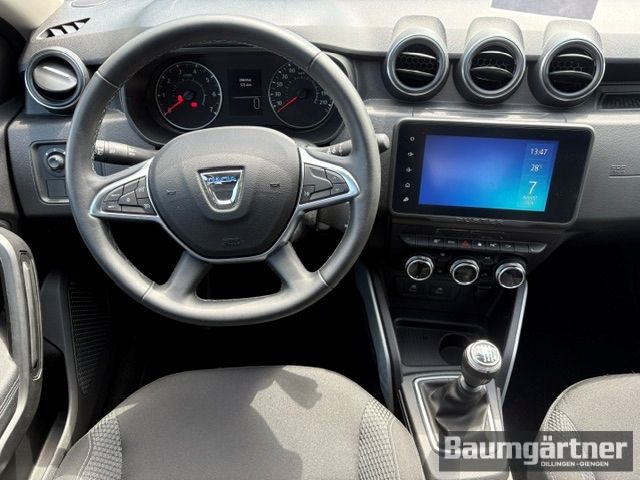 Fahrzeugabbildung Dacia Duster Prestige+ TCe 130 360° Kamera/PDC/Sitzh. - mit KI generiert/bearbeitet