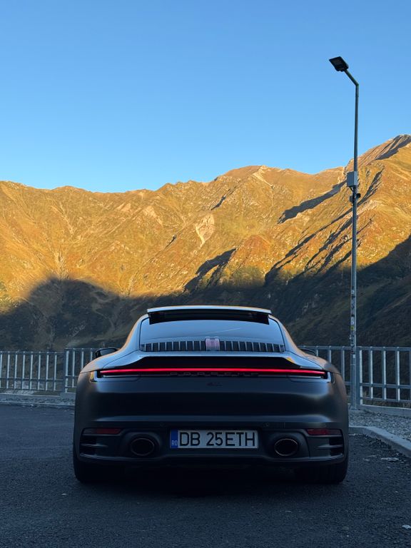 Image of Porsche 992