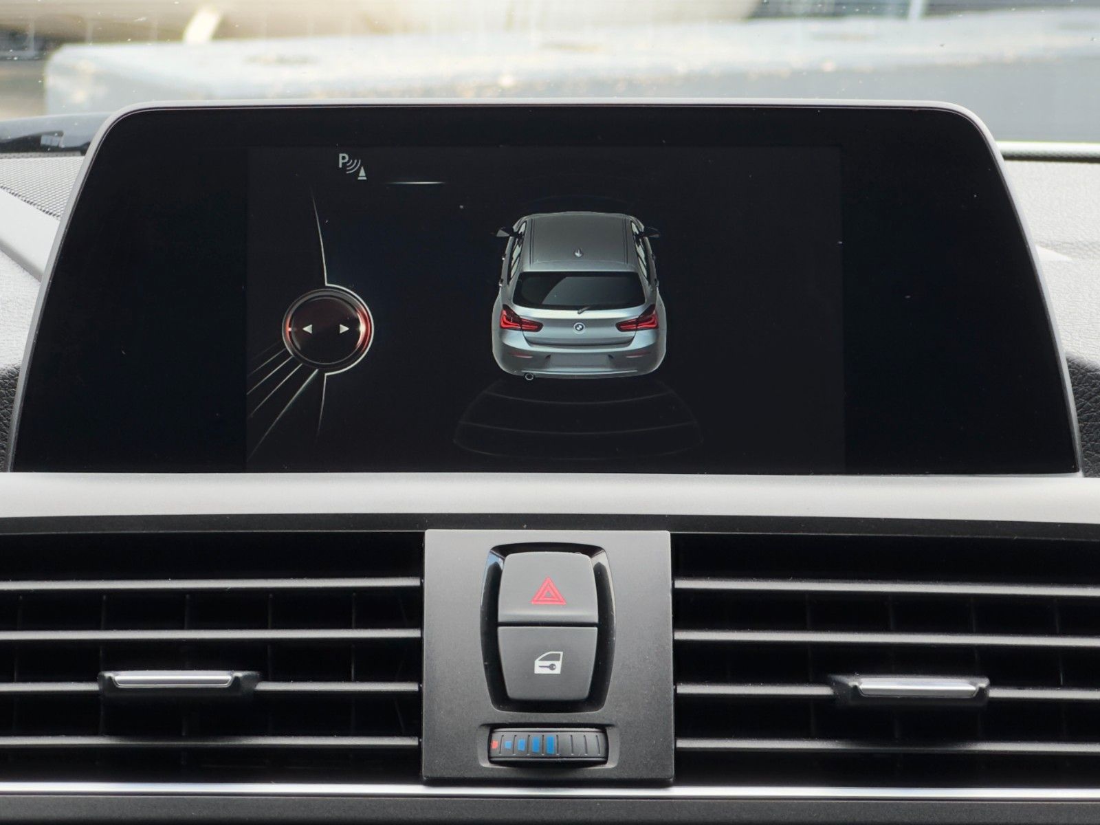 Fahrzeugabbildung BMW M140i Aero REMUS HIFI PDC KZG Keyless Alcantara