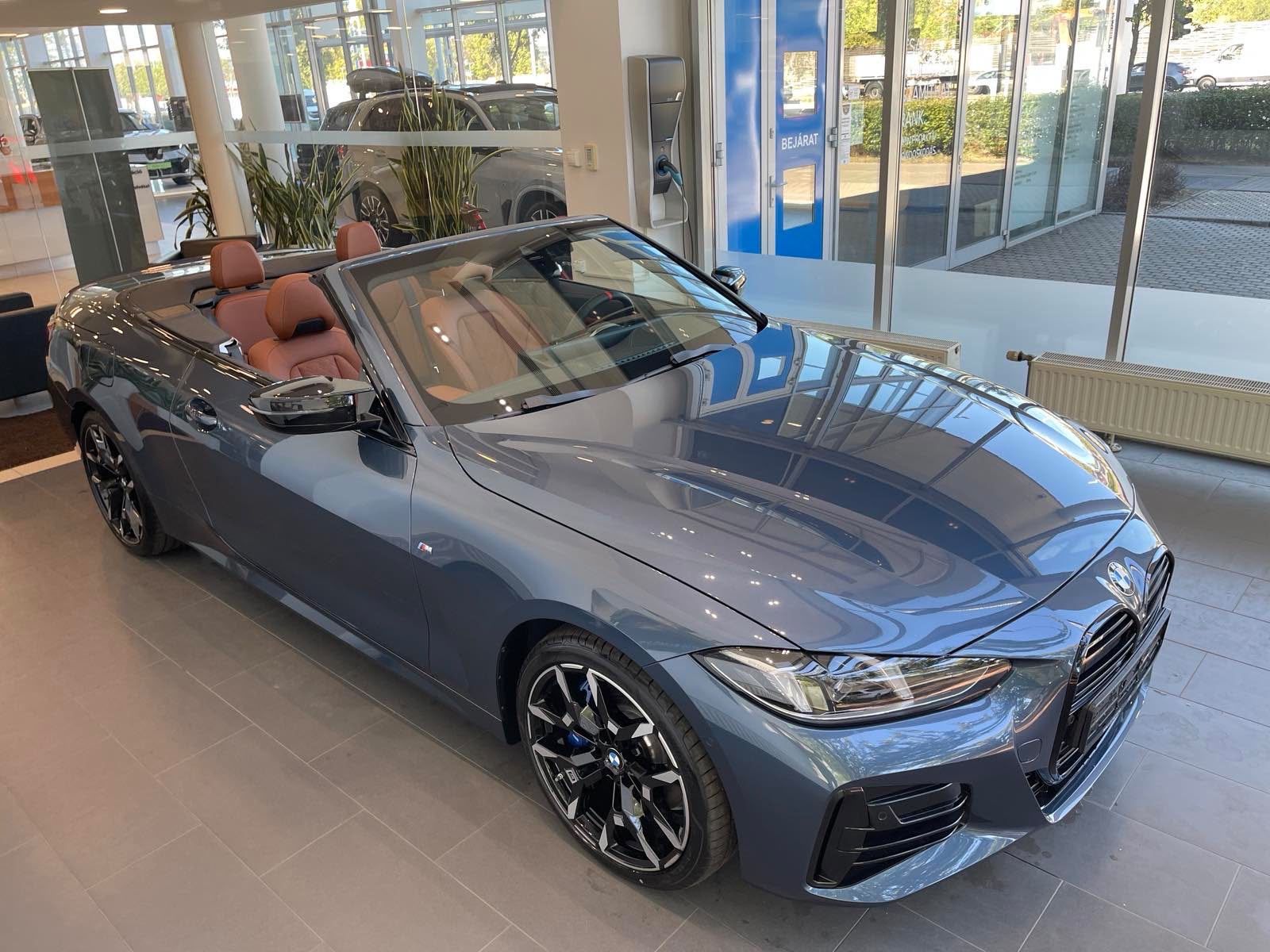 BMW M440i xDrive Cabrio 374 PS Automatik Sitzbelüft.