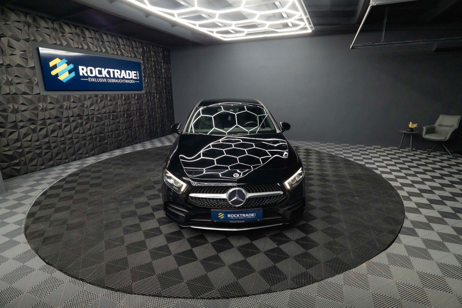 Fahrzeugabbildung Mercedes-Benz A 200 AMG Line *LED*Virtual Cockpit*CarPlay*