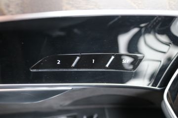 Audi A8 - 11