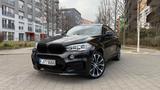 BMW X6 xDrive 50i M Performance Paket / Individual / - BMW X6: Performance