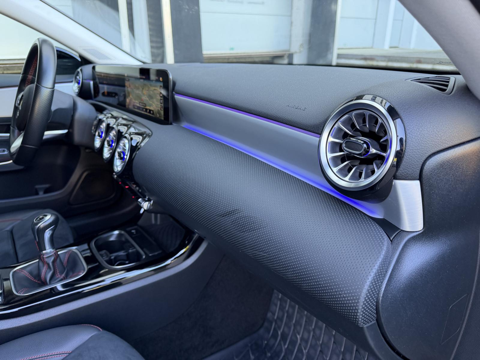 Mercedes-Benz A-Class AMG Night LED Distronic Kamera Ambiente-Be, миниатюра 21
