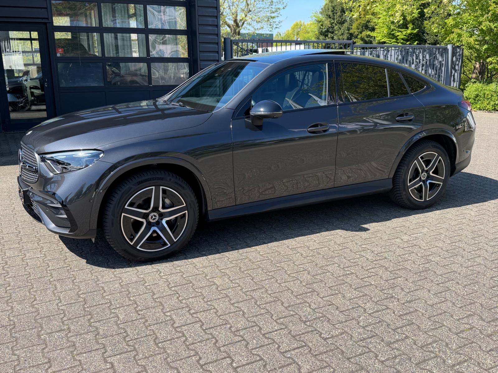 Mercedes-Benz GLC 220d 4Matic Coupe AMG PANO DIGITAL LIGHT 360