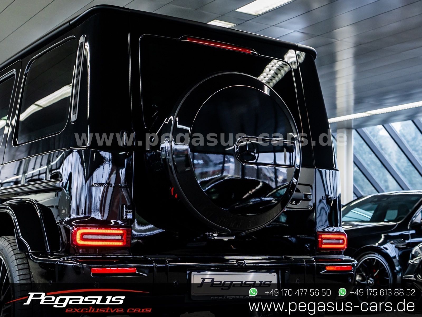 MERCEDES-BENZ G 63 AMG - 17