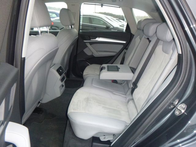 Fahrzeugabbildung Audi Q5 40 TDI quattro >AUT/AHK/NAV/PANO/SHZ<