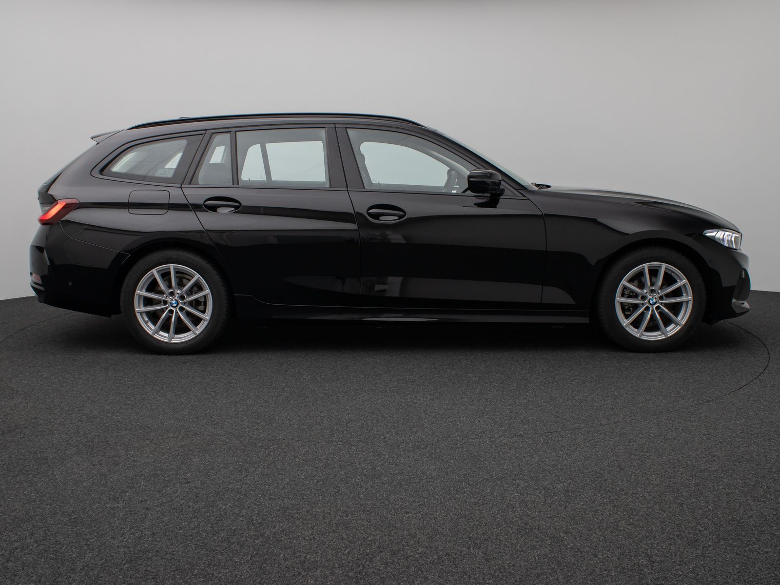 Fahrzeugabbildung BMW 318i Kamera DAB Widscreen Geschwindigkeitsreg
